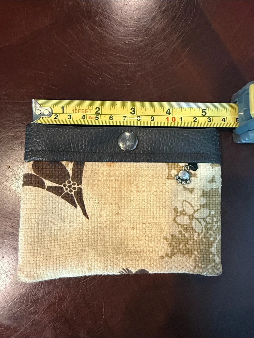 Dog Treat Training Pouch with Leather Trim and magnet closure
